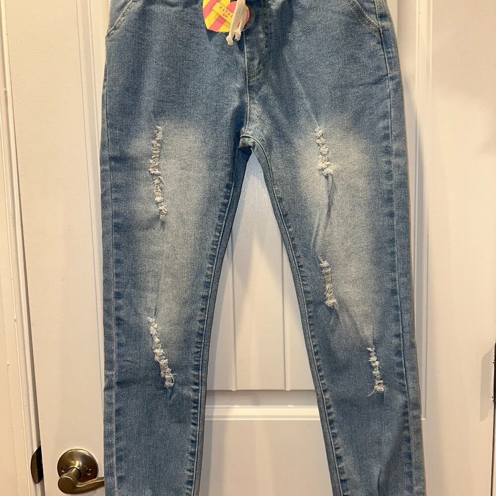 NEW- Hayden Girls Jeans Size: XL (13/14)